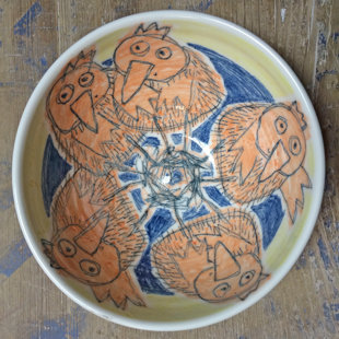 Bowl with birds